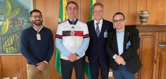 Globo ameaça processar o Flamengo por transmissão de jogos após MP de Bolsonaro