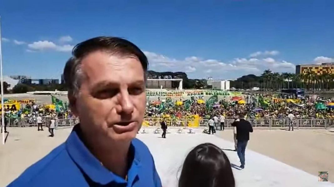 Bolsonaro pede para apoiadores reagirem nas urnas: 