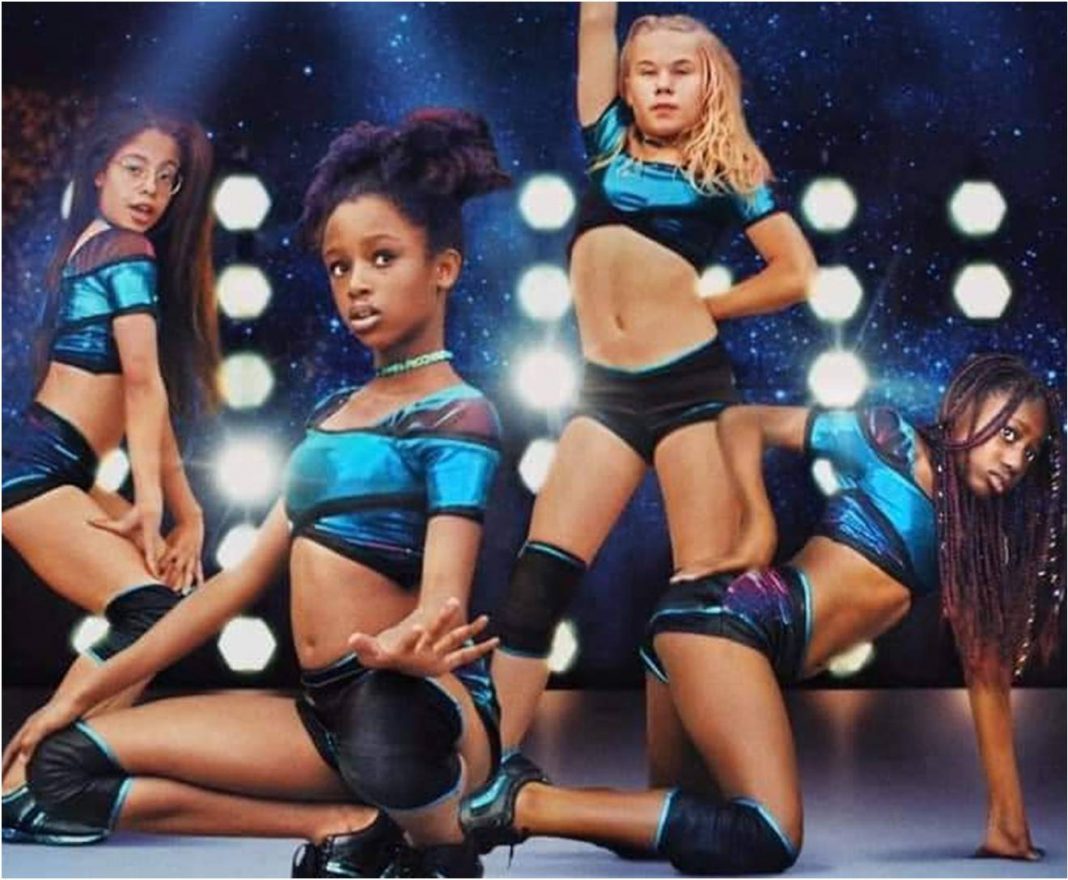 Netflix é acusada de sexualizar meninas de 11 anos ao promover o filme Cuties