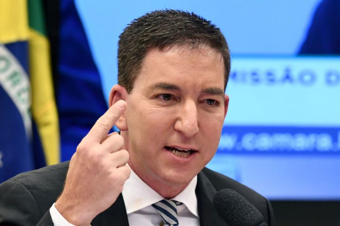 Glenn Greenwald diz que a esquerda é estúpida por chamar Bolsonaro de 